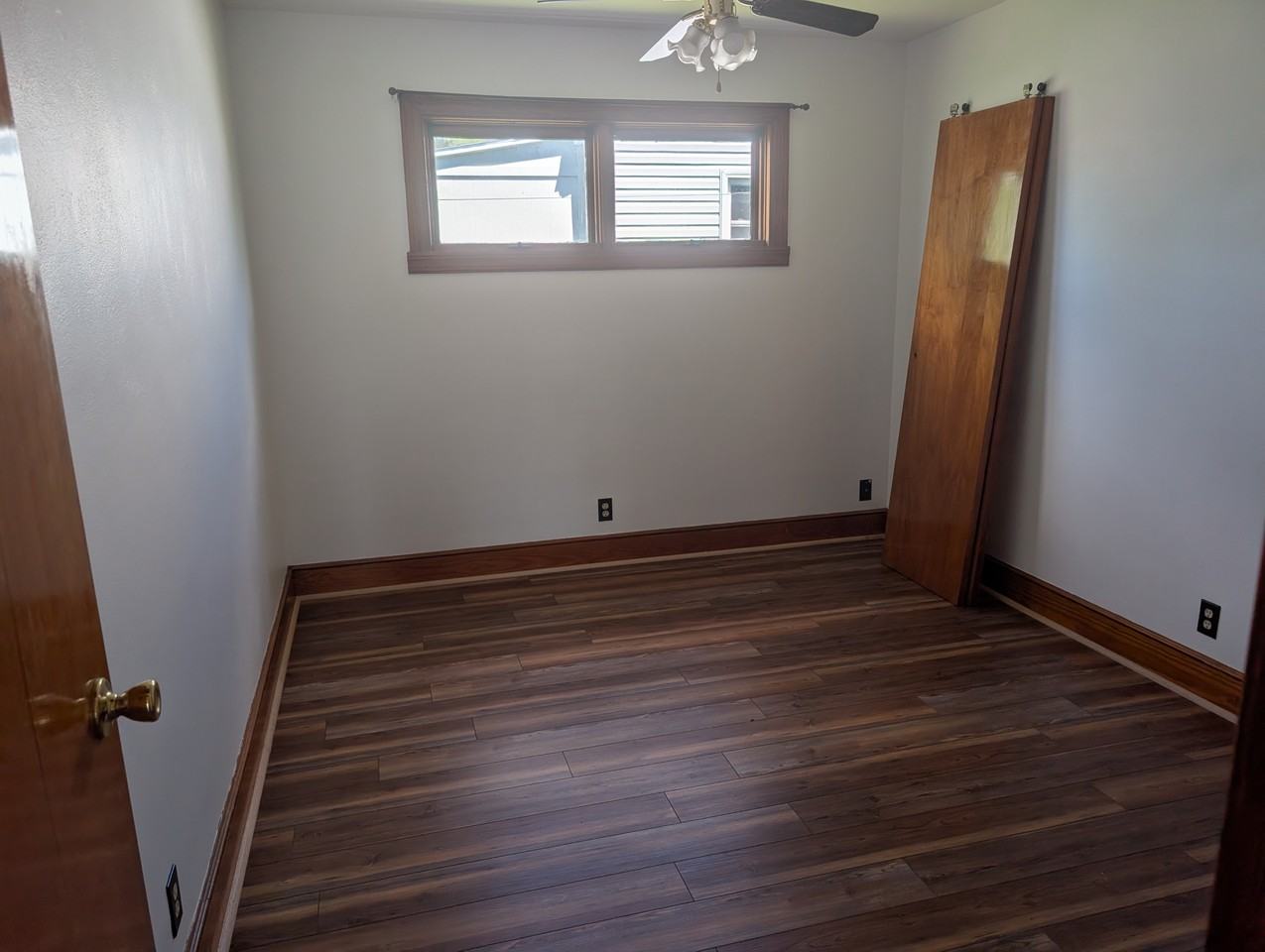 545 E 22nd St #A - Photo 3 of 5