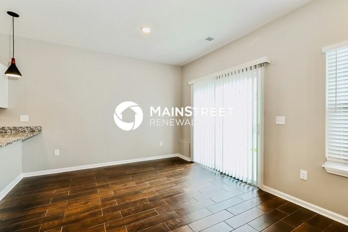 2100 Steamboat Way - Photo 7 of 17