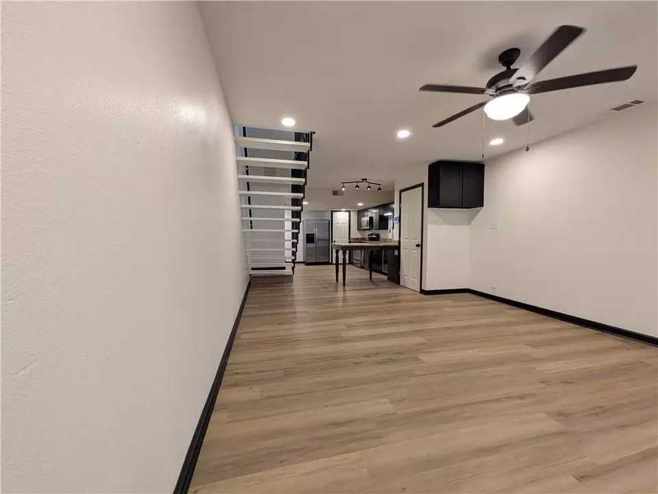 2500 Manson Ave #414 - Photo 5 of 12