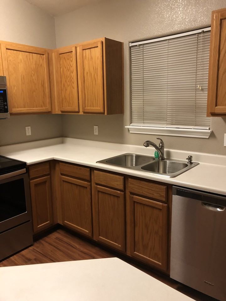 3848 Riviera Grv #204 - Photo 7 of 18