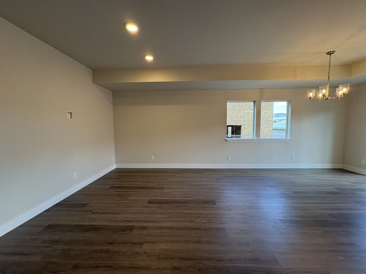 1075 Red Apple Rd #B5 - Photo 5 of 24