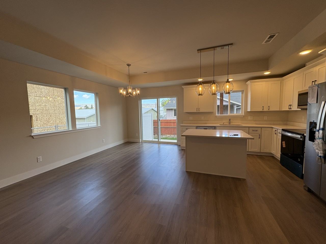 1075 Red Apple Rd #B5 - Photo 7 of 24