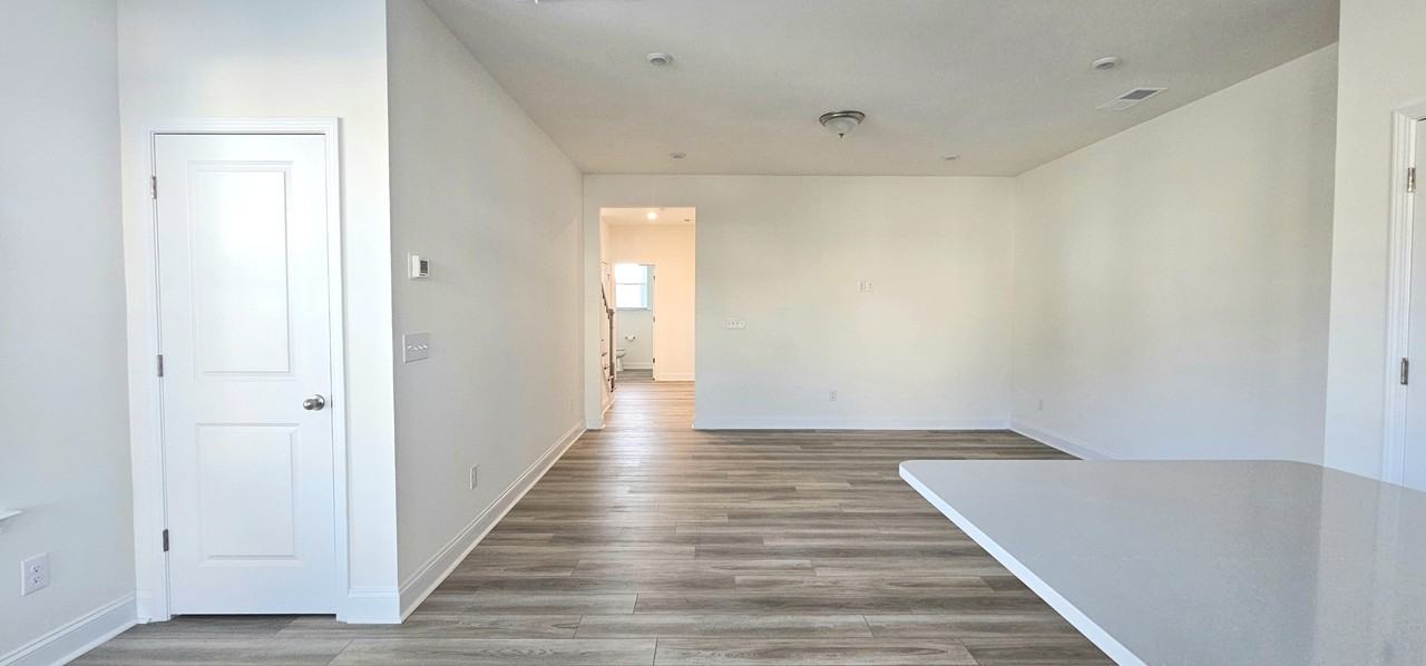 1534 Cedar Tree Dr #1 - Photo 5 of 46