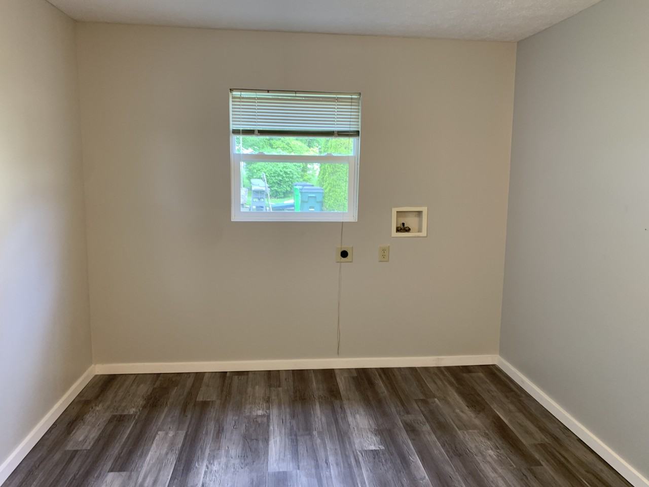 1329 Auld St #1329 - Photo 3 of 10