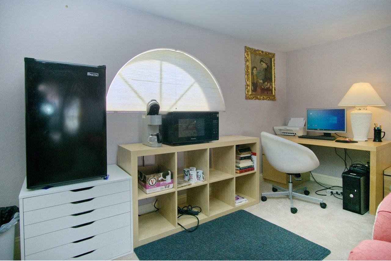 803 Winifred Rd - Photo 4 of 12