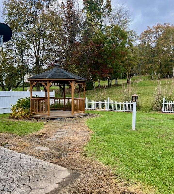 803 Winifred Rd - Photo 5 of 12