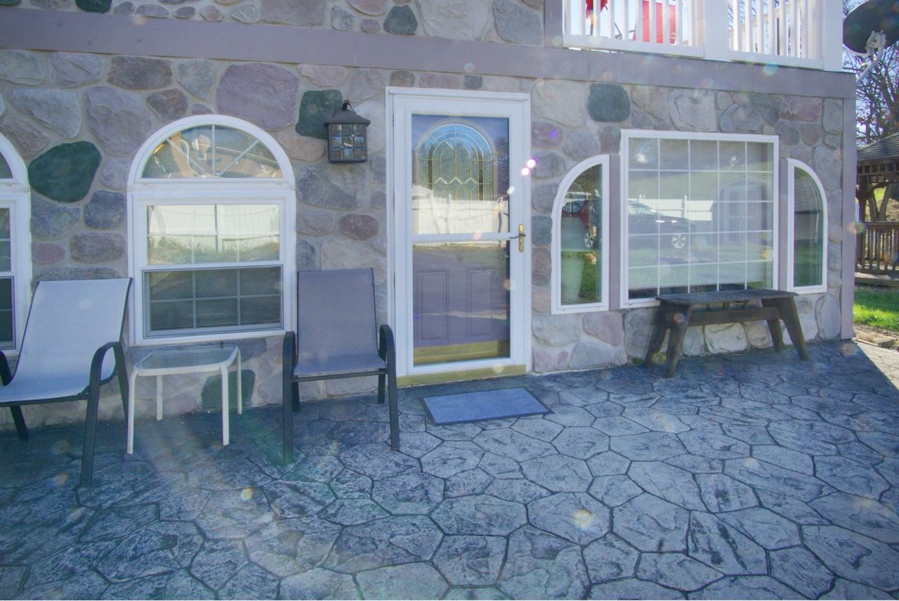 803 Winifred Rd - Photo 6 of 12