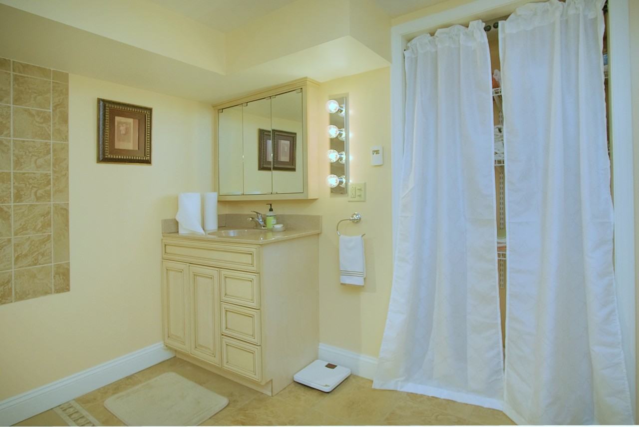 803 Winifred Rd - Photo 7 of 12