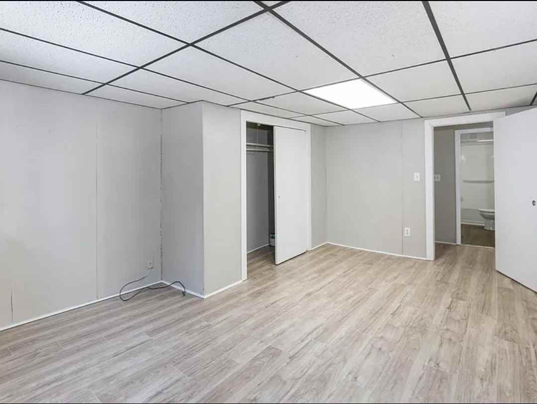 27 Saint Paul St #1 - Photo 5 of 10