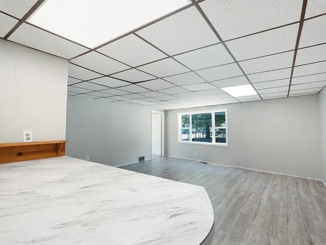 27 Saint Paul St #1 - Photo 7 of 10