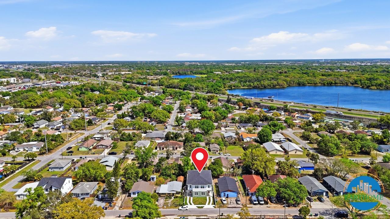 3611 N 54th St #3 - Photo 4 of 28