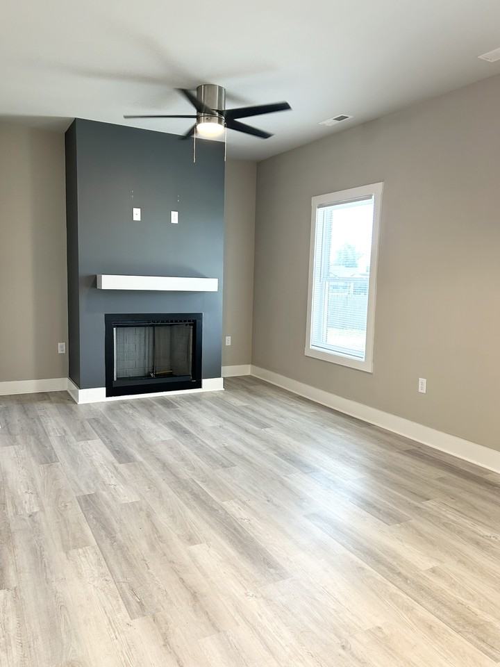 548 Yulan Cir #548 - Photo 6 of 20