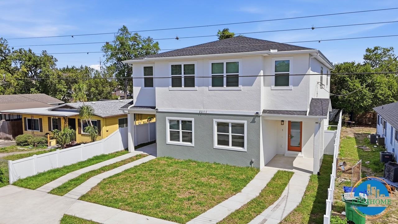 3611 N 54th St #1 - Photo 3 of 27