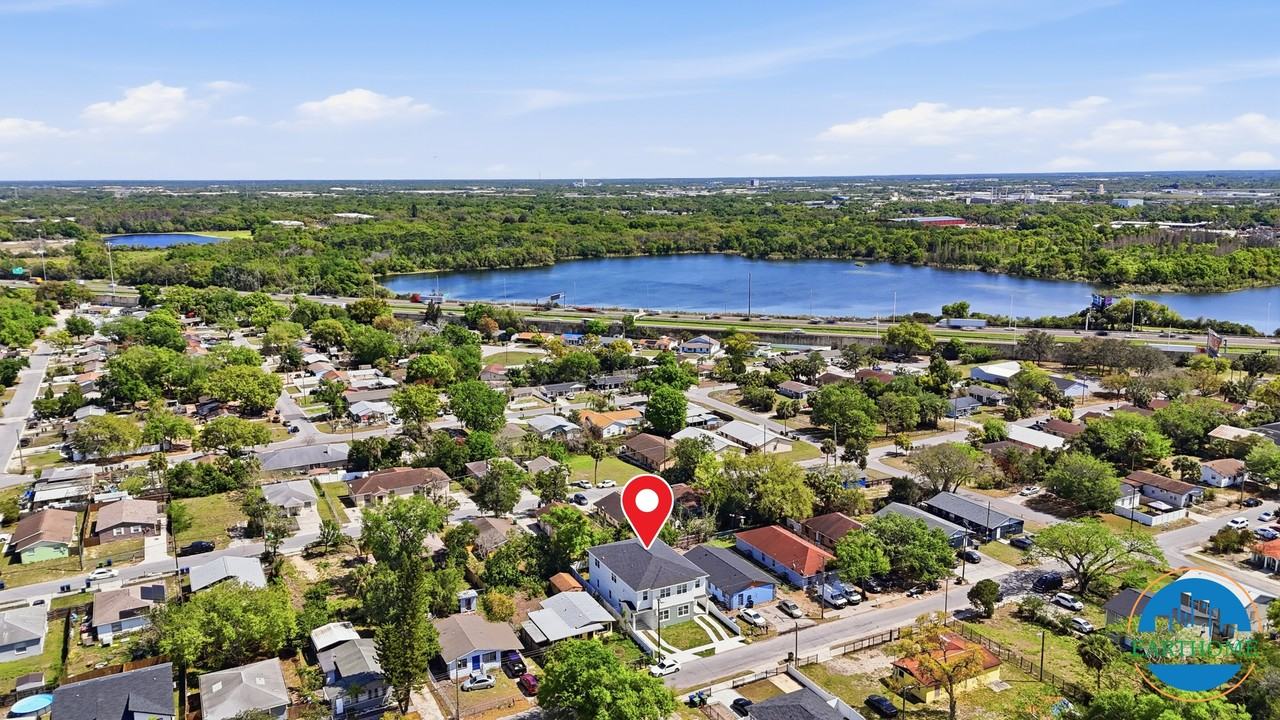 3611 N 54th St #1 - Photo 5 of 27