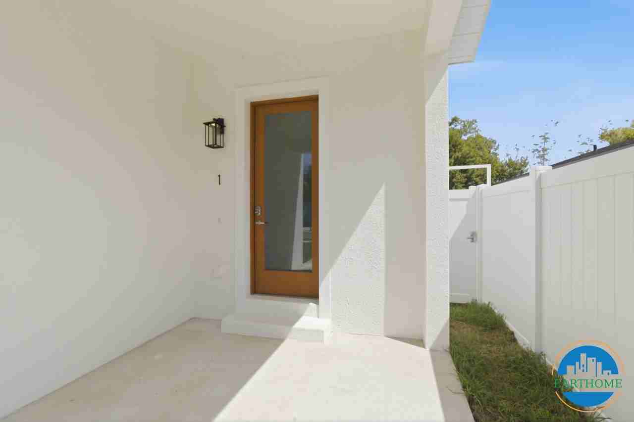 3611 N 54th St #1 - Photo 6 of 27