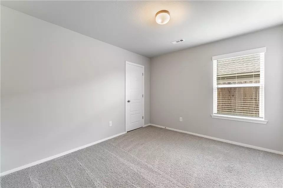 1012 E Bunting St #NA - Photo 2 of 10