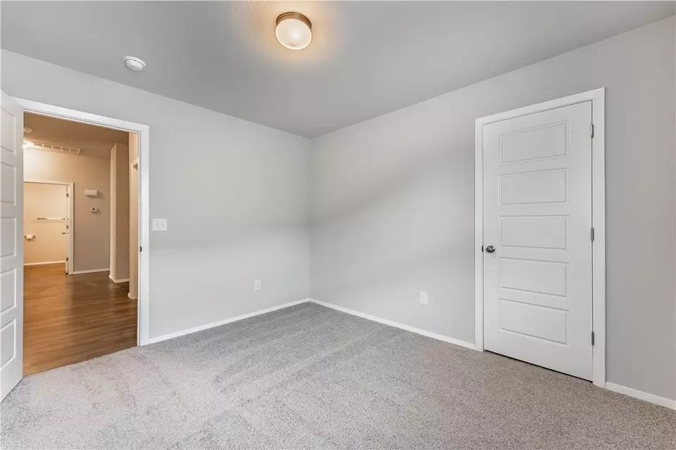 1012 E Bunting St #NA - Photo 3 of 10