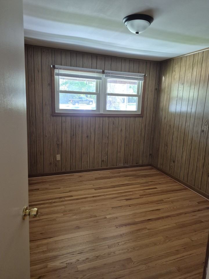 119 Martin Ave #NA - Photo 7 of 15