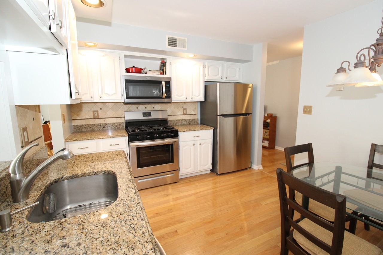 11G Heritage Dr #11G - Photo 2 of 9