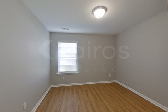 132 Bluff Rd - Photo 6 of 19