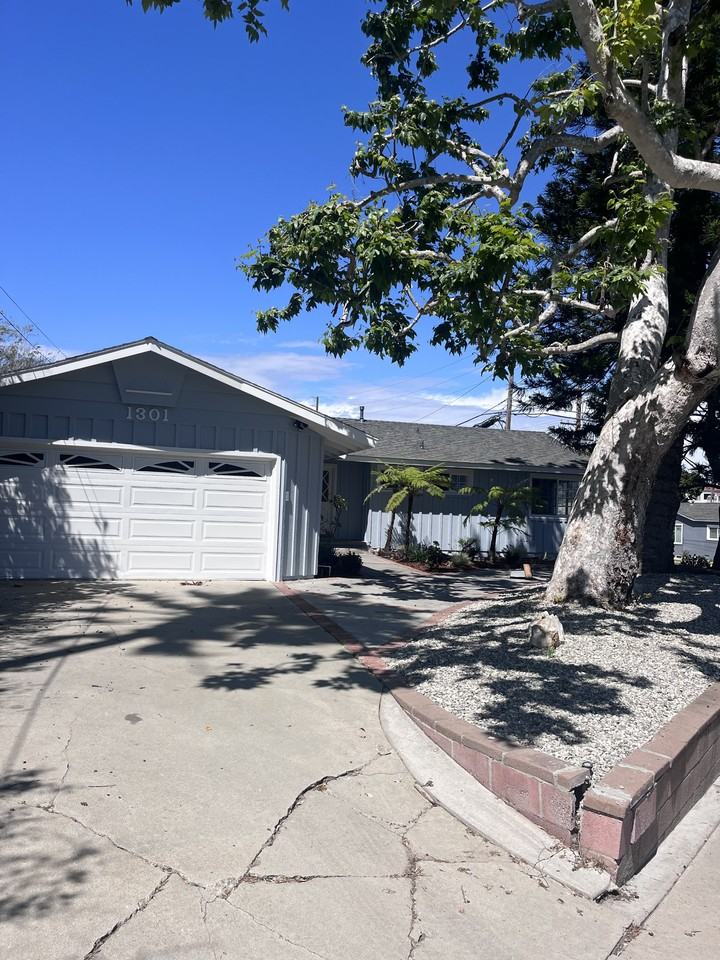 1301 Palos Verdes Blvd #NA - Photo 2 of 24