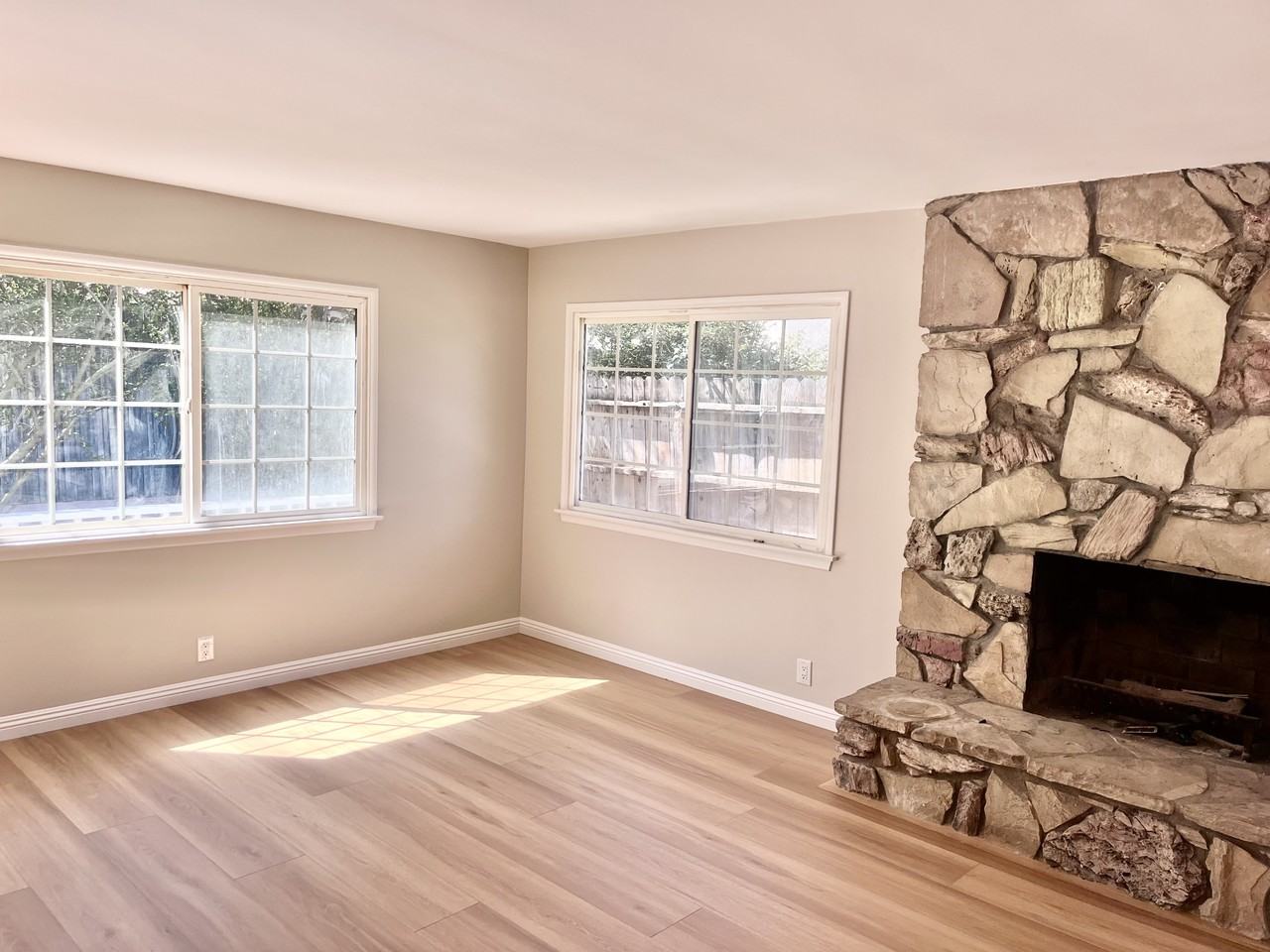 1301 Palos Verdes Blvd #NA - Photo 4 of 24