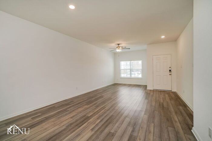 17057 Dusty Boots Ln - Photo 5 of 19