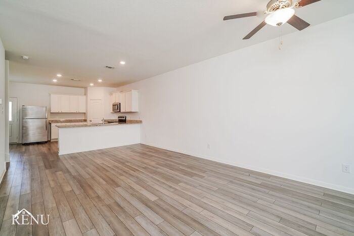 17057 Dusty Boots Ln - Photo 7 of 19