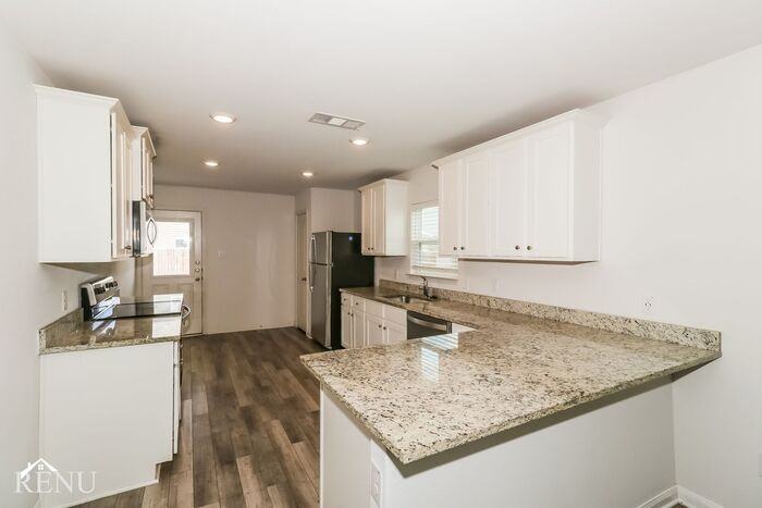 18612 Allen Welch Dr - Photo 3 of 18