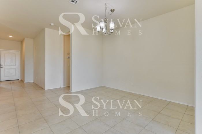 11376 E Aster Ln - Photo 7 of 16