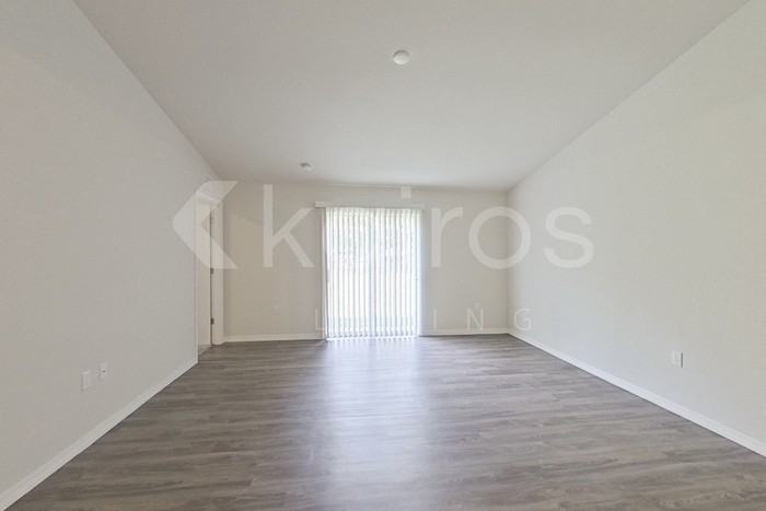 9099 Aegean Cir - Photo 2 of 22