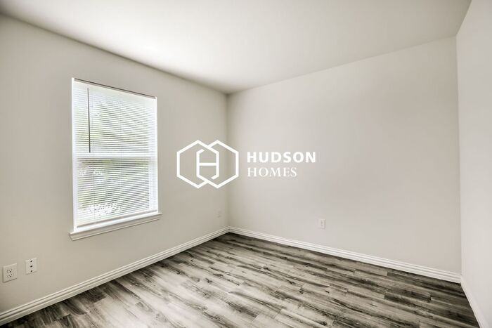 1120 W Owing St - Photo 6 of 14