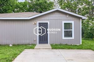 featured image of 608 N 18th St #B