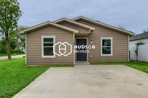 featured image of 1901 Giddings St