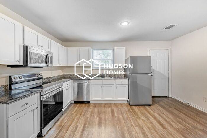 2128 R W Bivens Ln - Photo 6 of 14