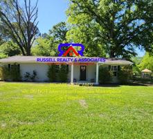 featured image of 109 E Sterrett St
