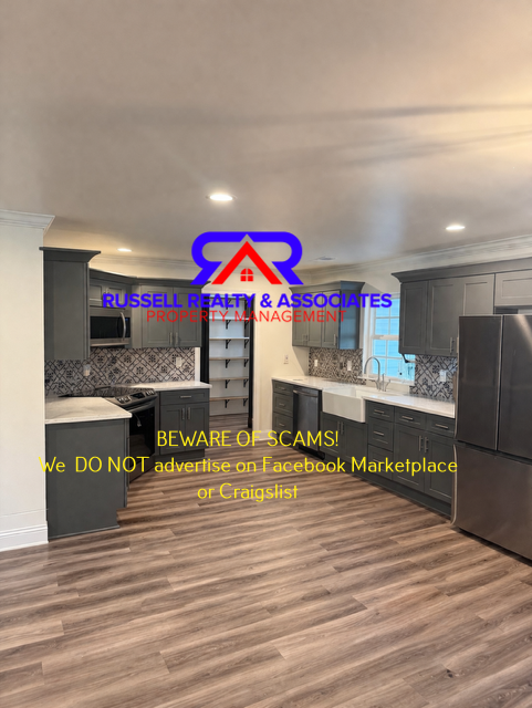 109 E Sterrett St - Photo 4 of 13