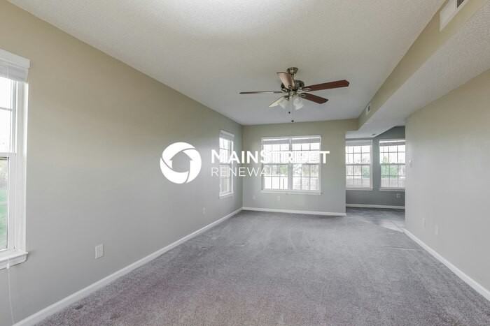 5904 Carolina Manor Ct - Photo 6 of 17