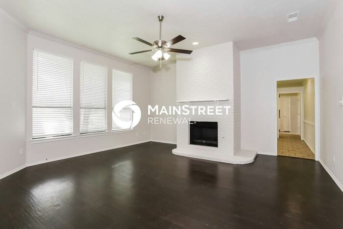 522 E Lanett Dr - Photo 2 of 17