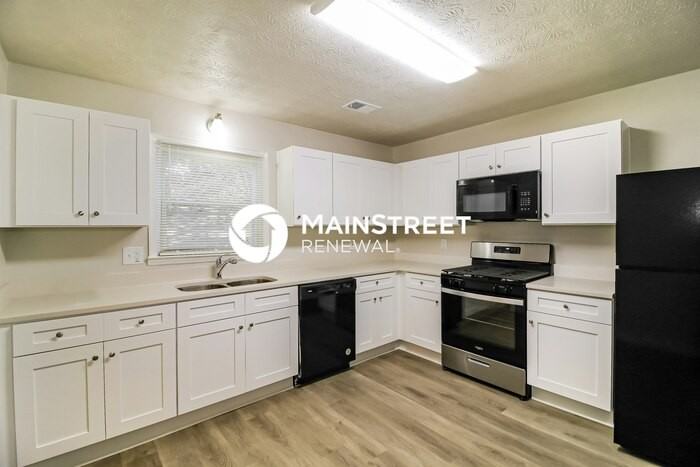 785 Redland Dr - Photo 7 of 17