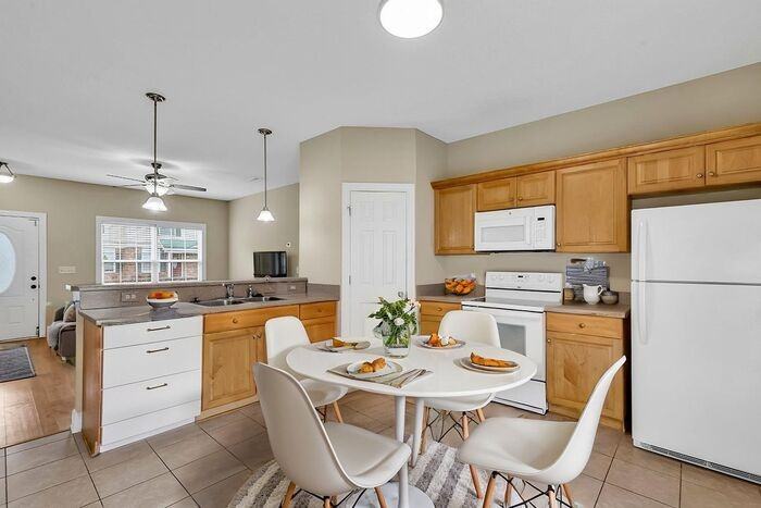 1432 South Carolina 544 #K2 - Photo 2 of 50