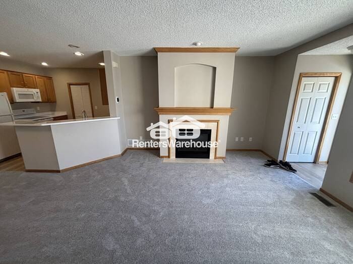 1905 Wildflower Ct - Photo 6 of 21