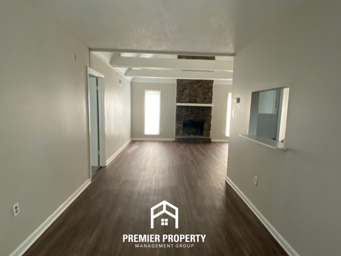 5735 Willow Springs Dr - Photo 4 of 17