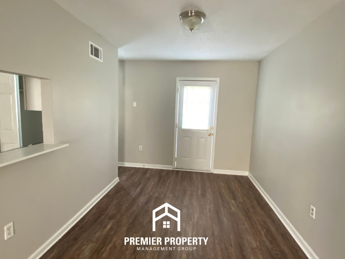 5735 Willow Springs Dr - Photo 5 of 17