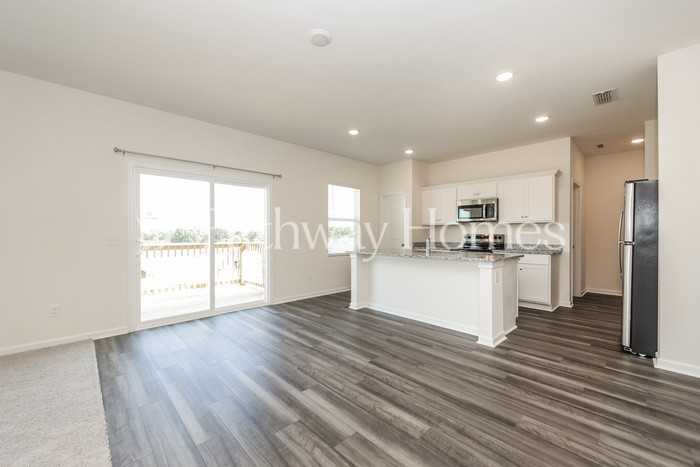 3556 Fellowship Rd - Photo 6 of 18