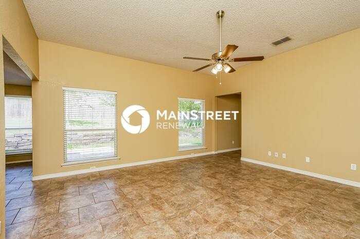 1208 Mirike Dr - Photo 4 of 16