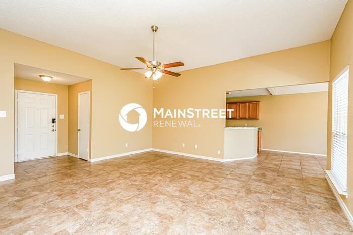1208 Mirike Dr - Photo 2 of 15