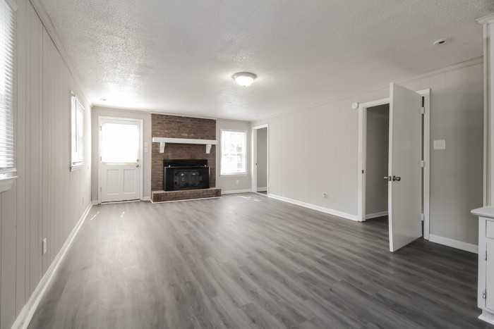 116 Mountainbrook Ln - Photo 5 of 13