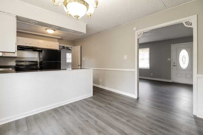 116 Mountainbrook Ln - Photo 7 of 13