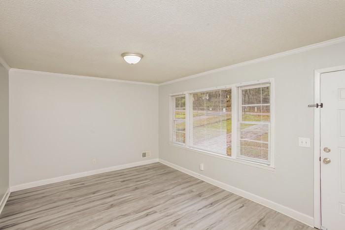 5437 Ransom Dr - Photo 3 of 11